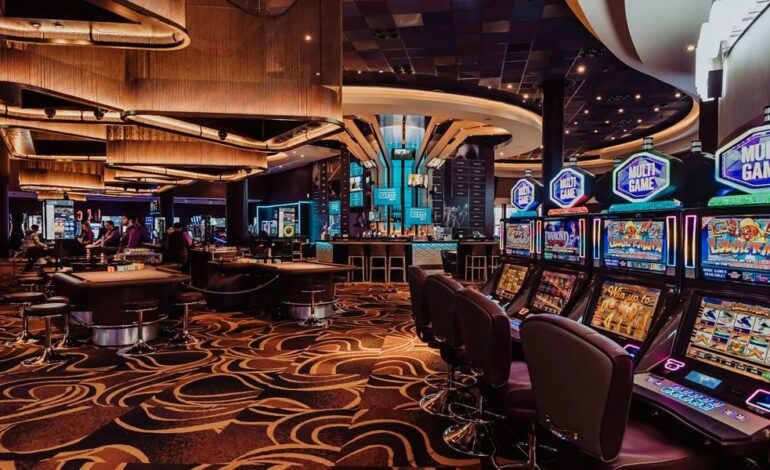 Decentralized versus centralized ethereum betting platforms