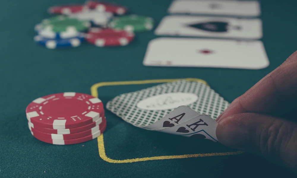 Card Shuffling Algorithms, Ensuring Absolute Fairness, in Digital Table Game Formats